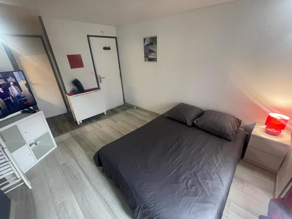 Le Confort - Calme, Ideale Couple, Business, Long Sejour Niort Exteriör bild